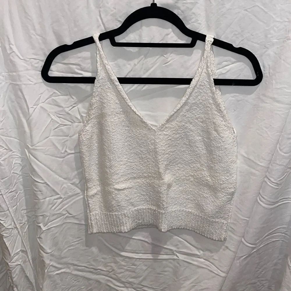 Zara, knit white sweater tank top size small